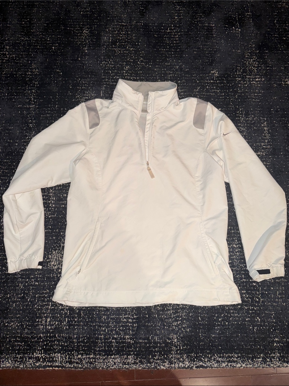 Nike White Pullover Half-Zip with Gray Accents Size Medium